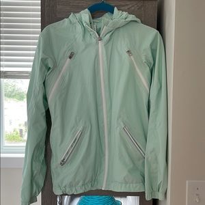 Lulu lemon rain jacket
